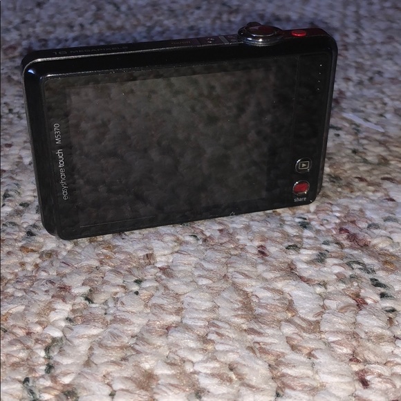 Cameras - Picture 4 of 5